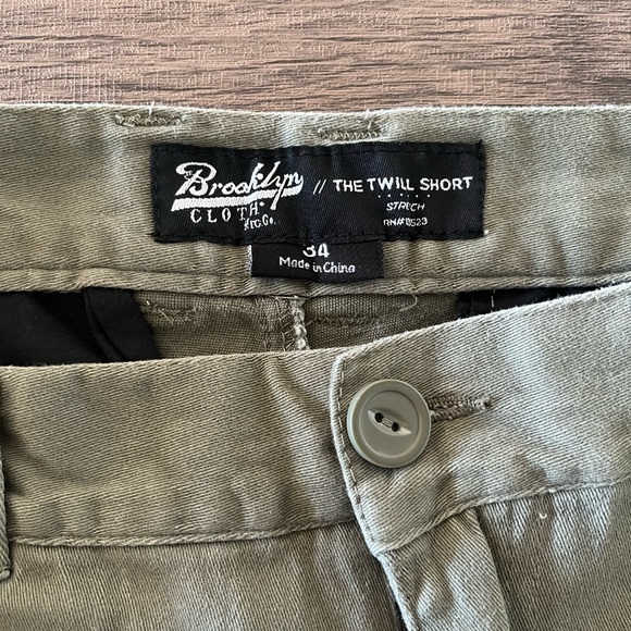 Men’s twill shorts - Picture 4 of 4